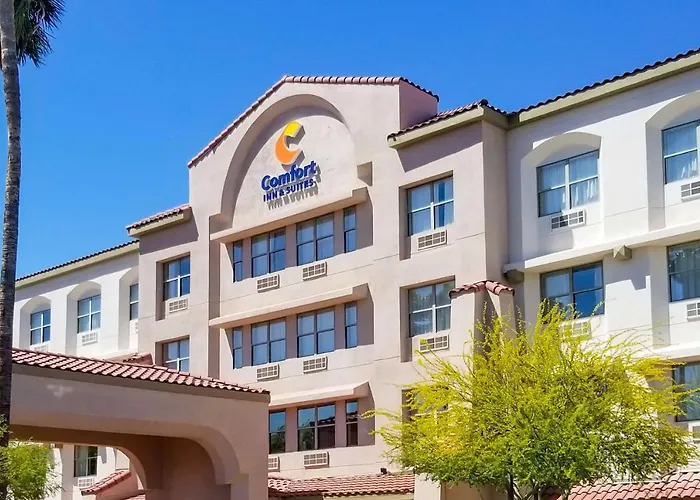 Comfort & Phoenix Sky Harbor Airport Hotel Tempe