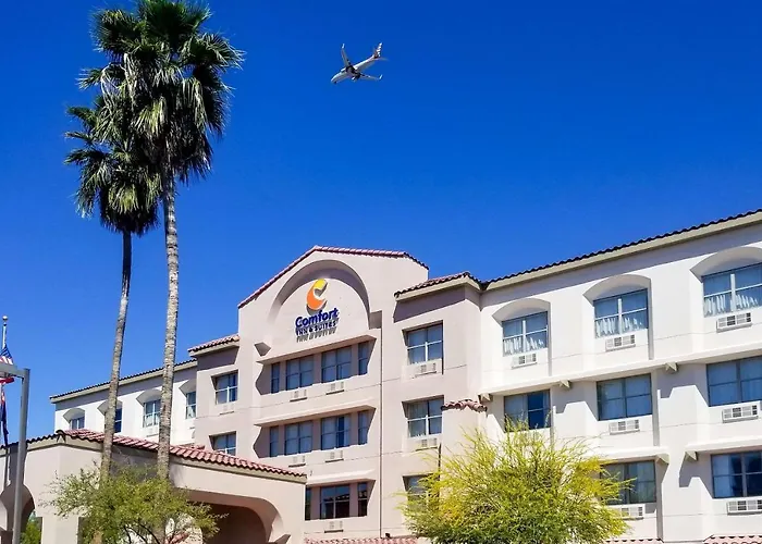 Comfort & Phoenix Sky Harbor Airport 3*