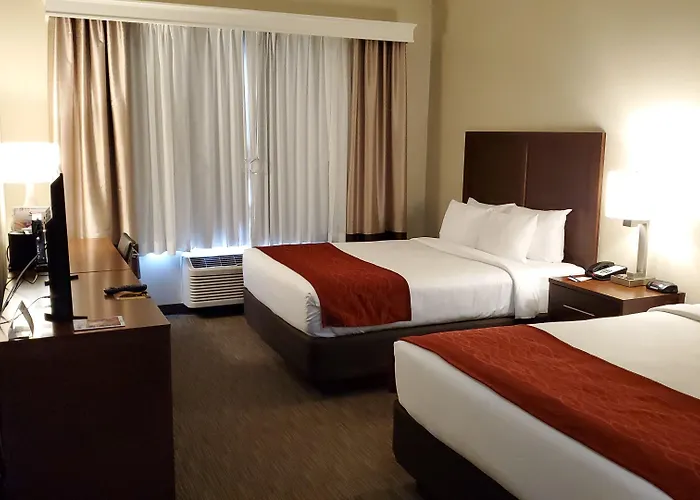 Comfort & Phoenix Sky Harbor Airport 3*